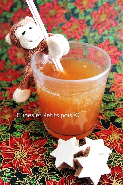 Boisson Gazeuse Pour Bebe Champagne Ou Jus De Pomme Petillant Cubes Petits Pois Boisson Gazeuse Pour Bebe Champagne Ou Jus De Pomme Petillant Cubes Petits Pois