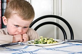 Enfants difficiles sur la nourriture et troubles émotionnels