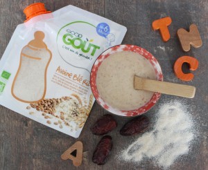 Recette pour bébé de porridge bowl aux dattes